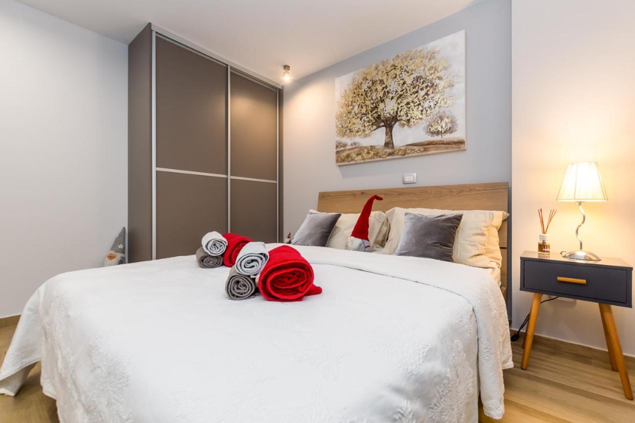 Lavanda Maslina - New Luxury Apartments Pula Bagian luar foto