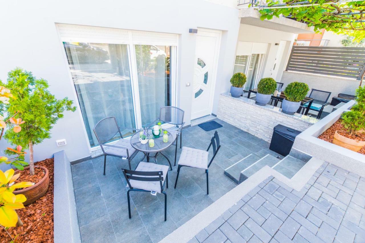 Lavanda Maslina - New Luxury Apartments Pula Bagian luar foto